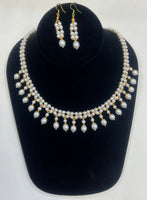 Pearl necklace with earrings